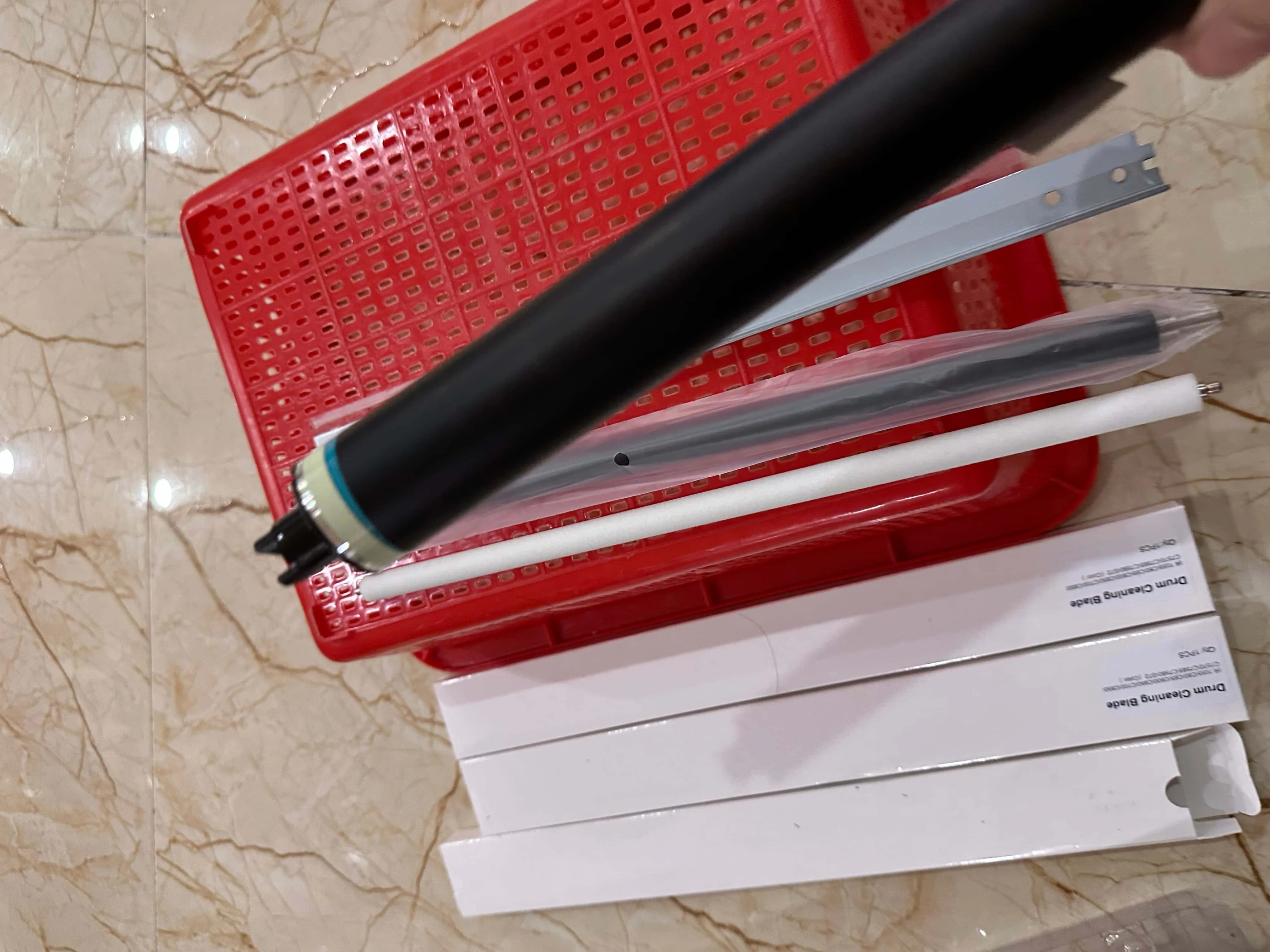 

1X IRC7055 OPC Drum Blade PCR Губчатый ролик для Canon imagePRESS c60 c600 c700 c800 c650 c750 c850 c660 c710 8065B001AA/D01 Барабан