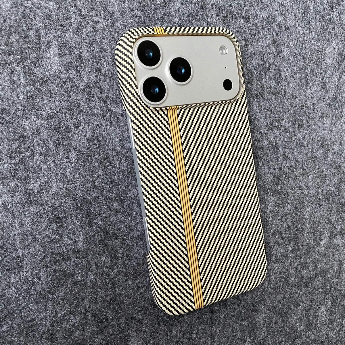 Carbon Fiber Kevlar Pattern Phone Case for IPhone 17 Air 16 15 14 Plus 13 12 11 Pro Max Business Shockproof Retro Leather Cover