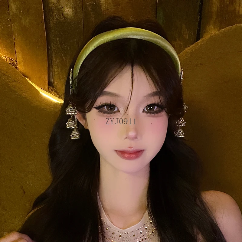 Tutup kepala ikat kepala berpohon lonceng tetesan air beludru hijau retro Tiongkok baru tutup kepala atas kranial tinggi tepi tipis