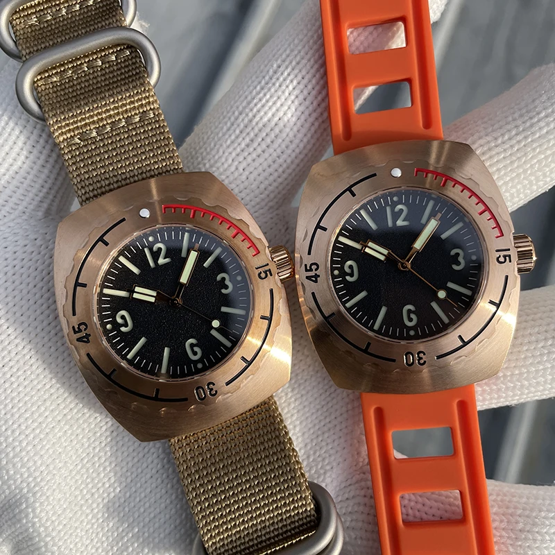 

Мужские автоматические часы STEELDIVE, бронзовые механические наручные часы Tonneau, водонепроницаемые 20ATM, с люминесцентным сапфировым стеклом C3, механизм NH35