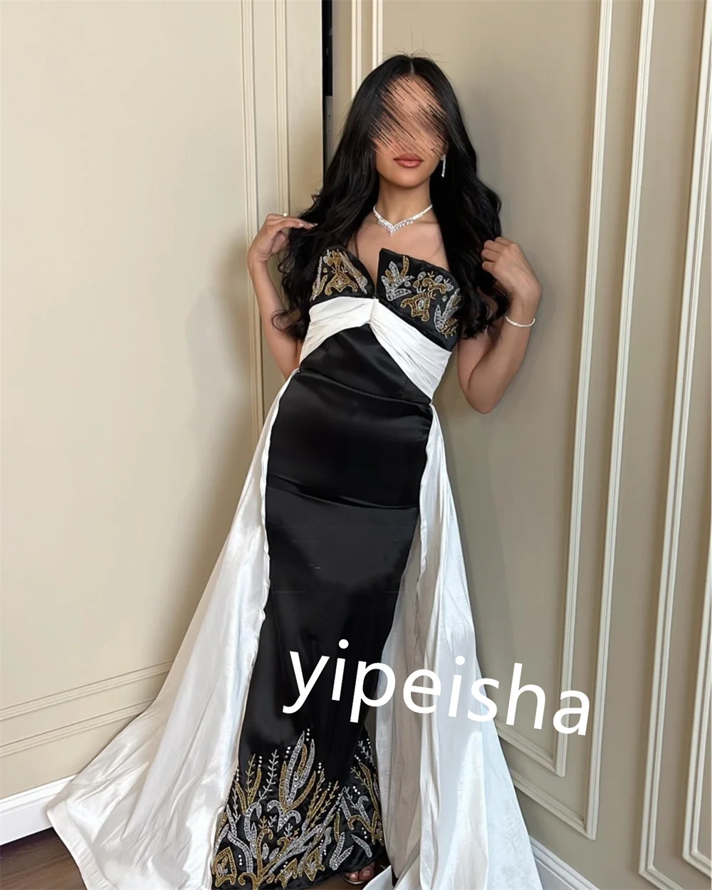 Personalizado cetim plissado lantejoulas em linha reta sem alças vestidos longos vestidos de noite estilo chinês formal alta qualidade requintado