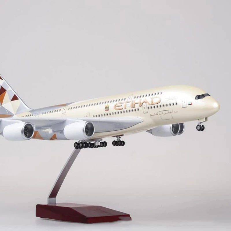 

50.5cm 1/160 Scale Airplane A380 Etihad Airline Model With Light And Wheel Resin Plane Model Aviation Simulation Aircraft Gift