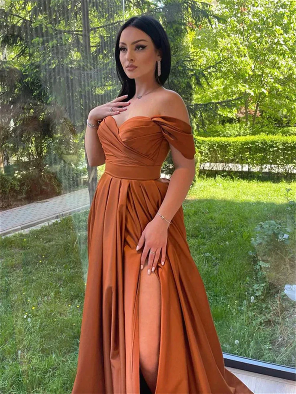 Satin Off-the-shoulder Strapless Prom Dresses Sleeveless Backless Pleated Backless Lace-up High Slit A-line Formal Ball Gowns