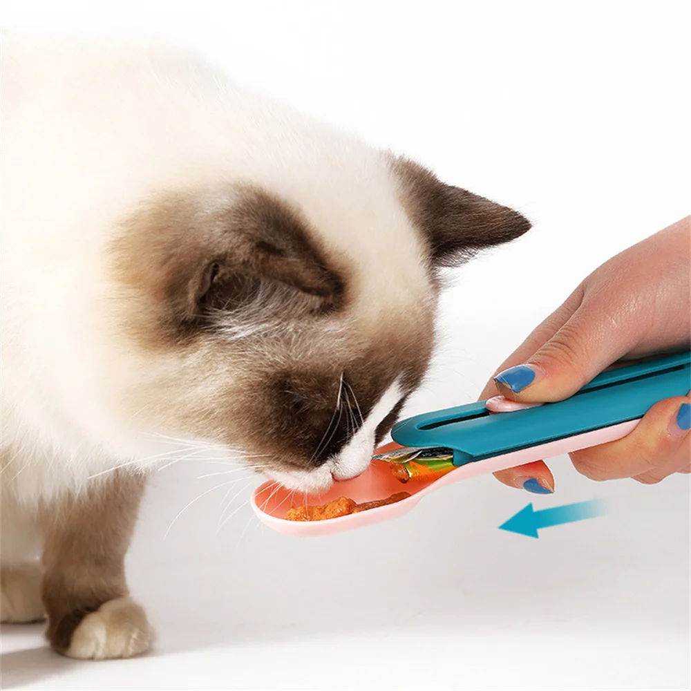 

Pet Cat Feeding Scoop Button Pushed Design Portable Food Long Strip Cat Snack Squeezer Feeder Multipurpose Spoon Pet Supplies