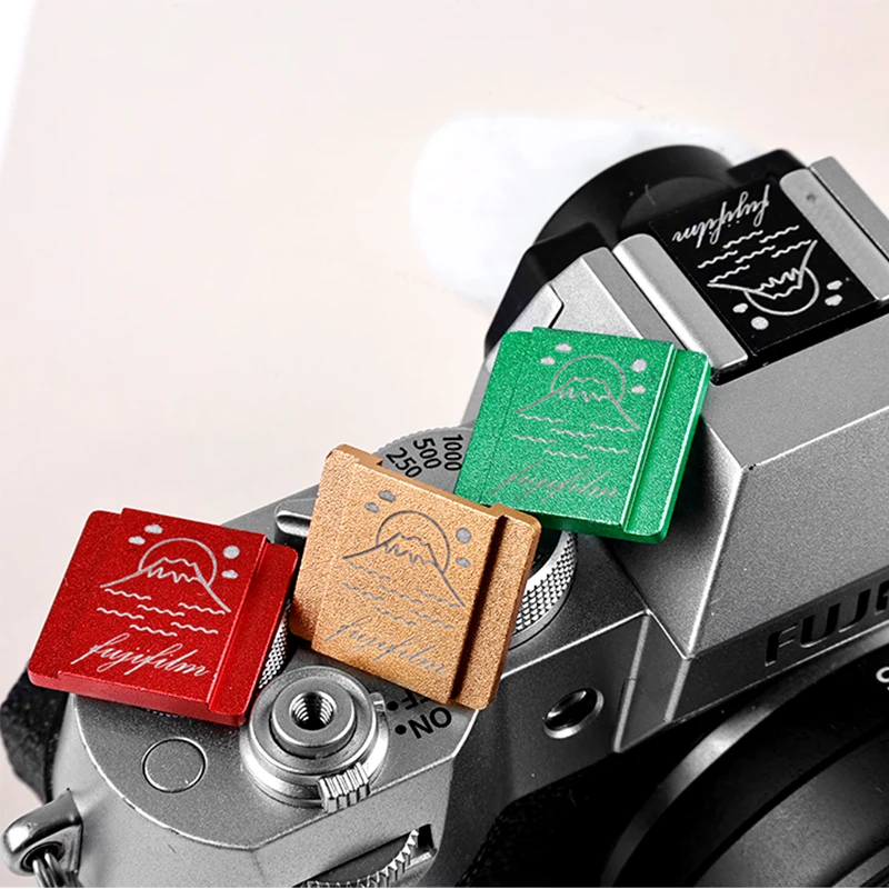 Aluminum Alloy hot Shoe Cover Suitable for Canon Fujifilm Nikon Panasonic Olympus Pentax Leica Simple Protective Cover