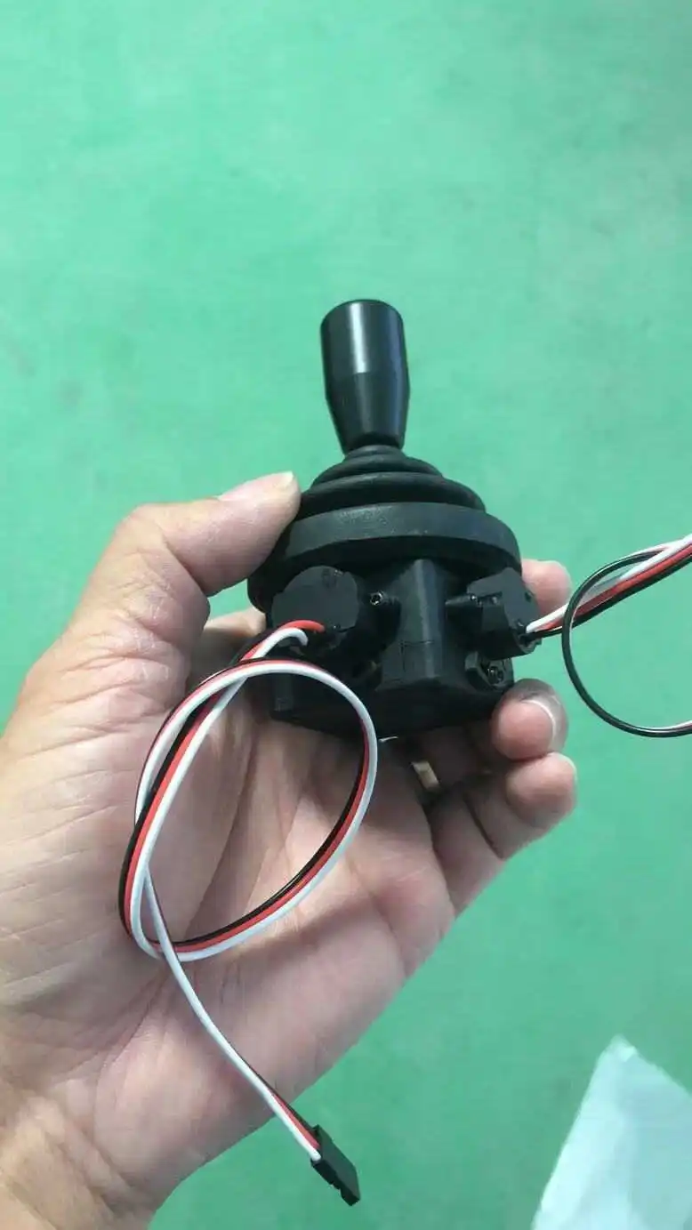 

Two-axis Hall Joystick Imported Chip XY-axis Two-axis Hall Industrial Joystick Rocker Controller Robot