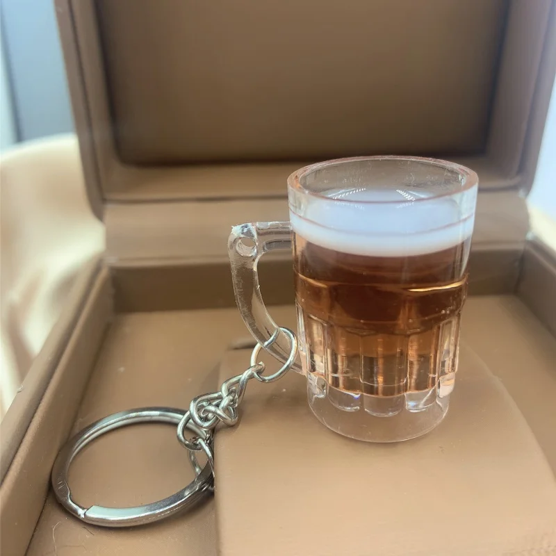 New Simulation Beer Mug Keychain Unisex Light Yellow Gold Color Fashion Couples Bag Pendant Wholesale Key Chains