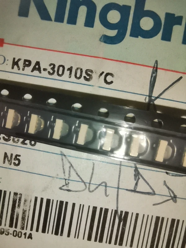 

50 шт./KPA-3010SYC 1206 боковой желтый патч-светодиод