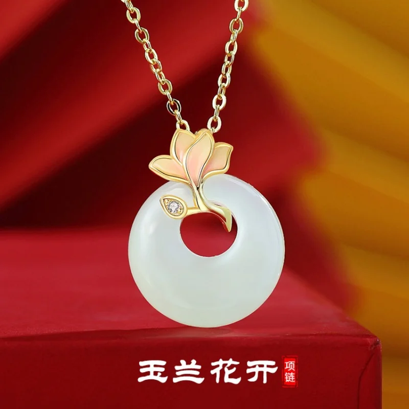 Orchid Safety Buckle Necklace for Women 2024 New Retro Magnolia Light Luxury Pendant with Collar Chain as a Gift for Girlfriend