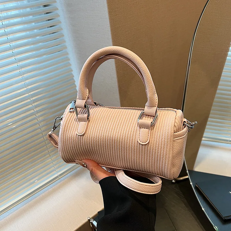 

Сумка-тоут с подушкой 2025 года. Минималистичный женский кошелек с верхней ручкой. Мягкая сумка через плечо, пышная сумка через плечо, уютная сумка «день-ночь». ​