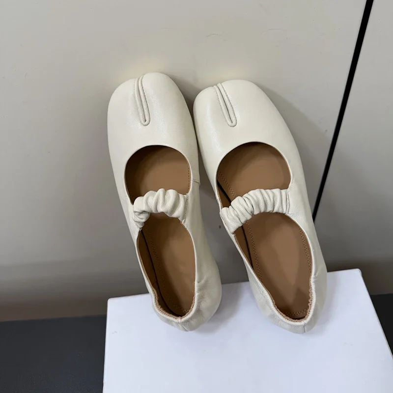 2026 Designer Style Women's Flat Loafers Spring Summer Leather Patchwork Ballet Mary Jane Shoes Piggy Toe Knot Flats Female Foot