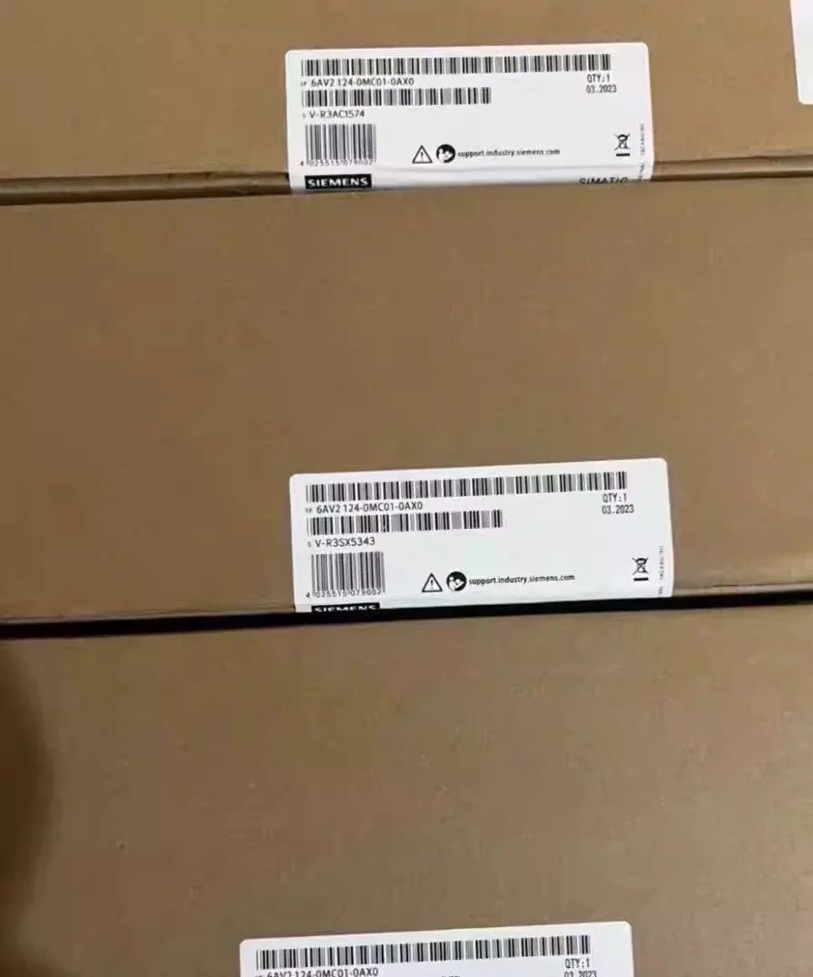 

Совершенно новый 6AV2124-0MC01-0AX0
