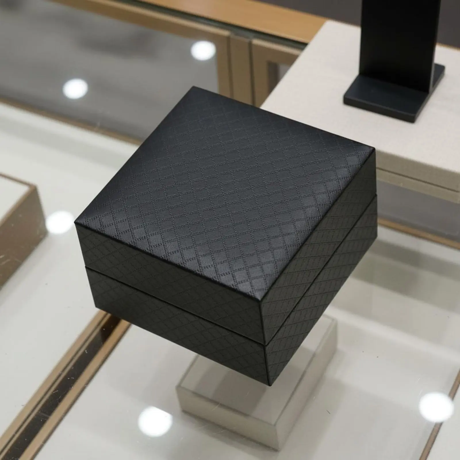 Square Watch Gift Box Pillow Insert PU Leather Watch Box Storage Item Display Organizer Luxury