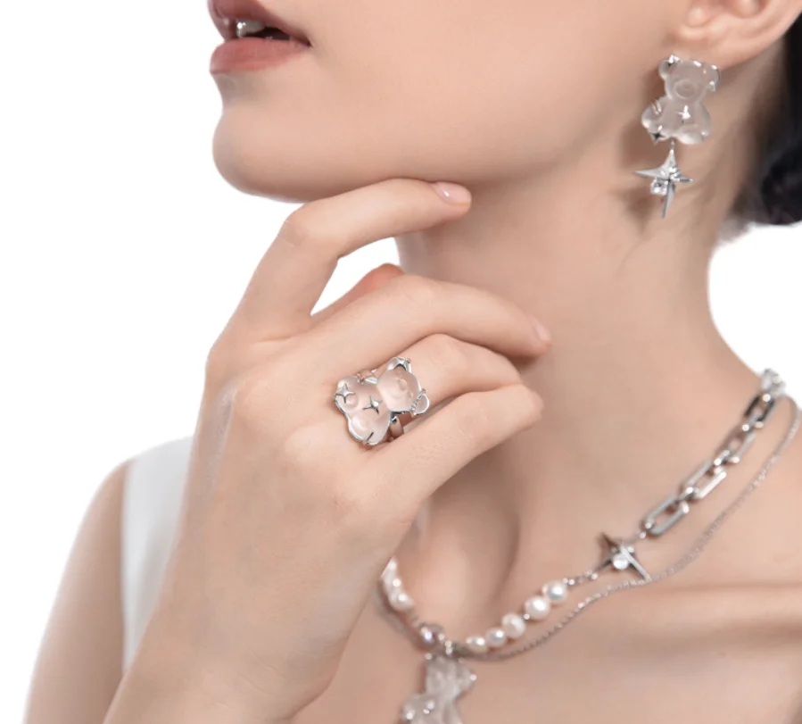 2022 new trend alloy cute lovely frosted Acrylic candy bear rings for women fashion jewelry