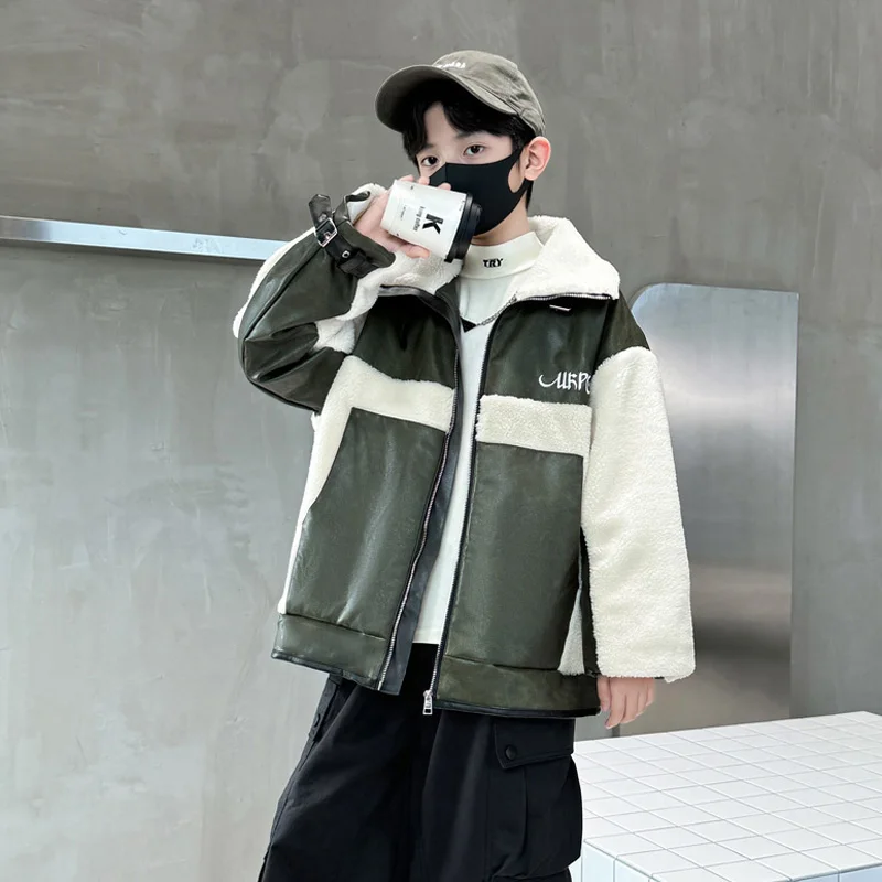 

Кожаная куртка для мальчиков с меховой подкладкой и утолщением; Новый стиль из кожи и меха Детская осень и зима.4-15 лет