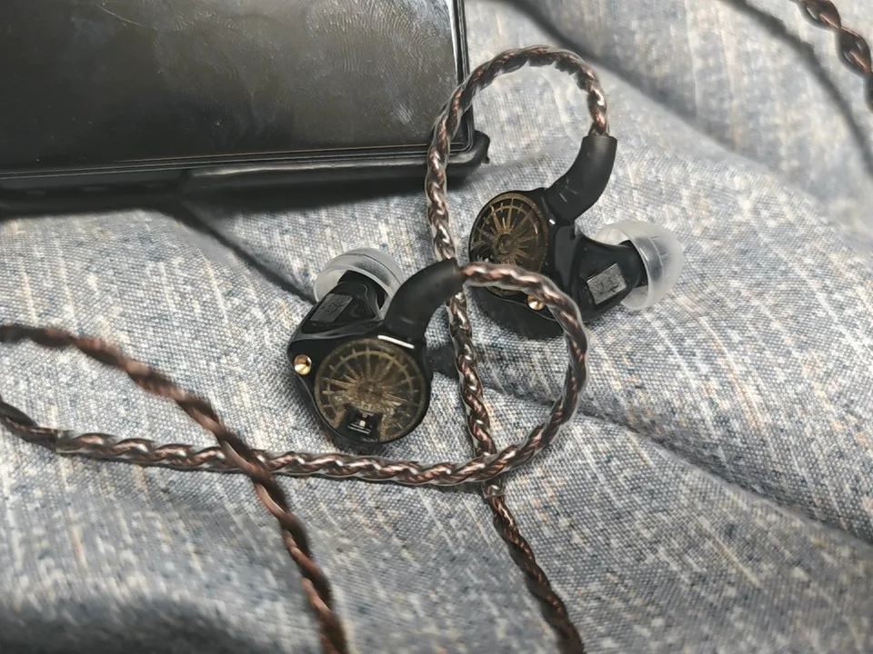 RE-3.5 RE-4.4 Hybrid Earphones Pigeon Headphones
