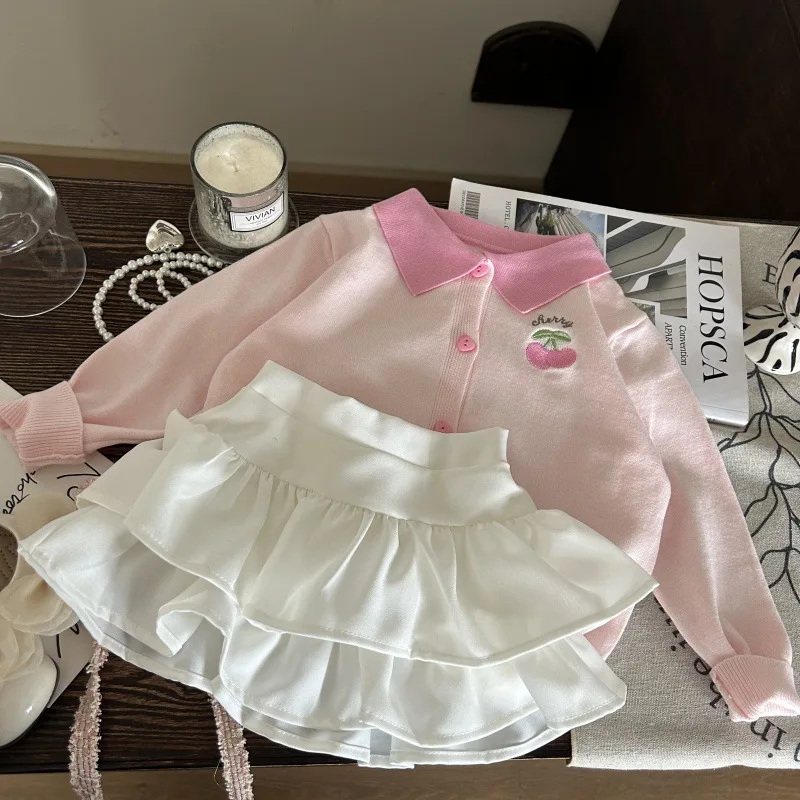 

2025 New Summer Girls' Polo Collar Solid Color Cherry Embroidery Pattern Long Sleeve Top