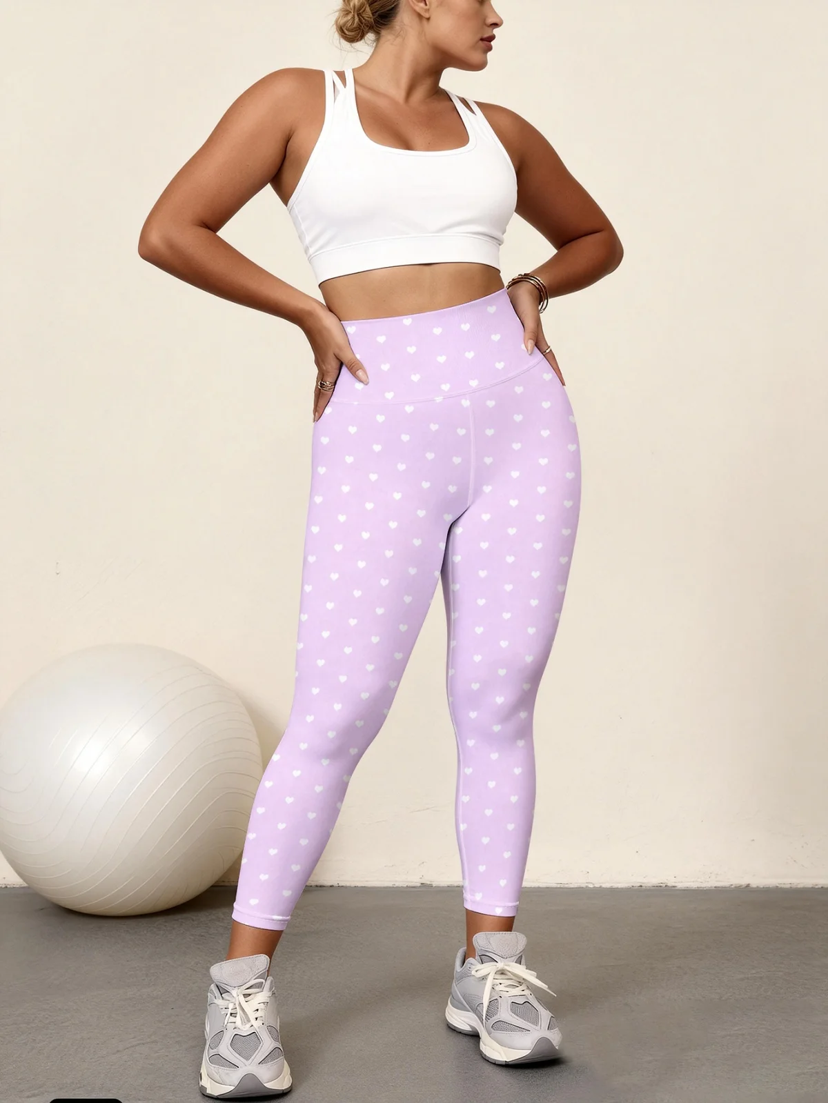 

Женские брюки для йоги с высокой талией, с миниатюрным сетчатым узором в форме сердечек, светло-фиолетовым фоном и белым принтом, высокая эластичность.