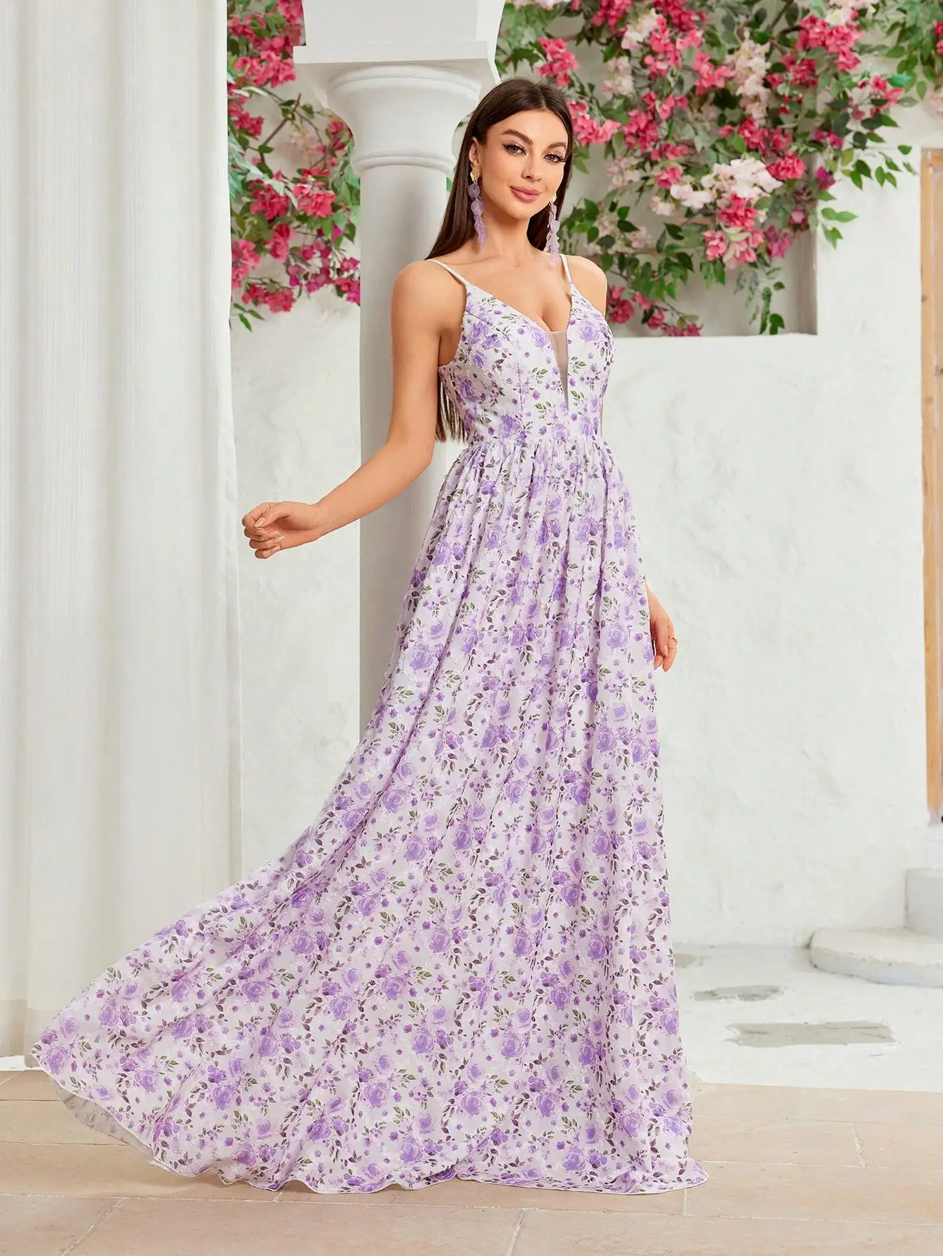 펜던트가 달린 MGIACY 로맨틱 플로럴 프린트 맥시 드레스