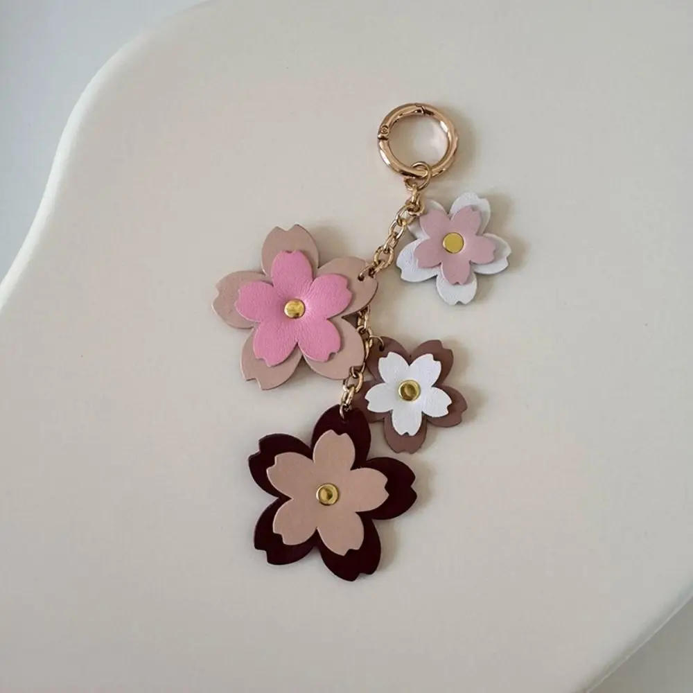 PU Leather Five Petal Flower Keychain Pendant Enameled Flowers Cute Flower Ornaments Decoration Accessories Car Keychain Women