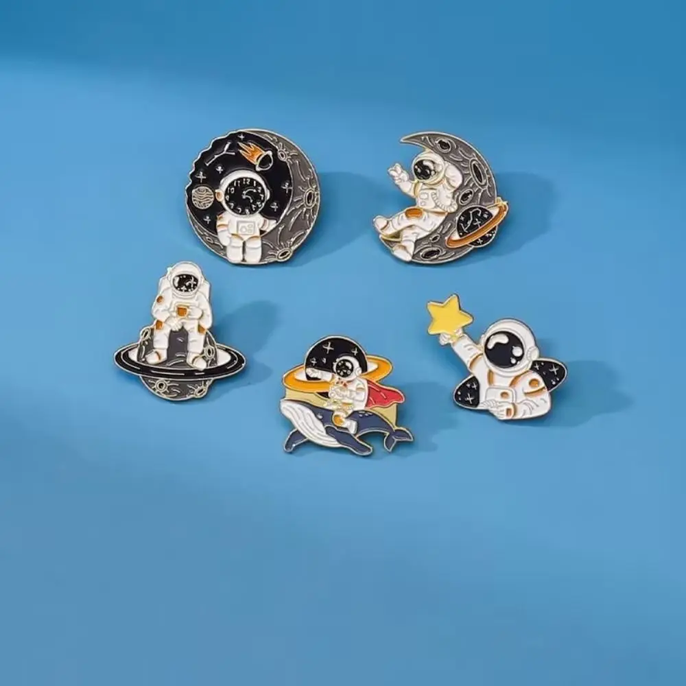 Creative Dripping Oil Astronaut Enamel Pins Star Lapel Pin Brooch Badges Kids