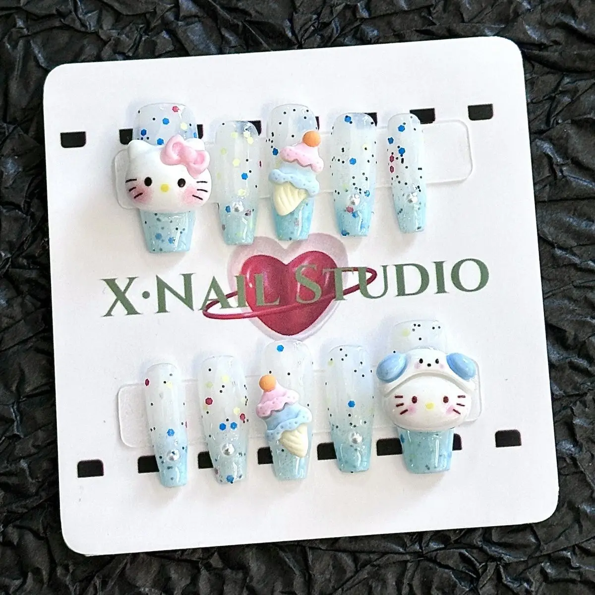 

Новинка 2024 г., милые небесно-голубые наклейки Sanrioed Hellokittys для ногтей, мороженое, море, прекрасные блестящие котята, бриллиантовые подарки