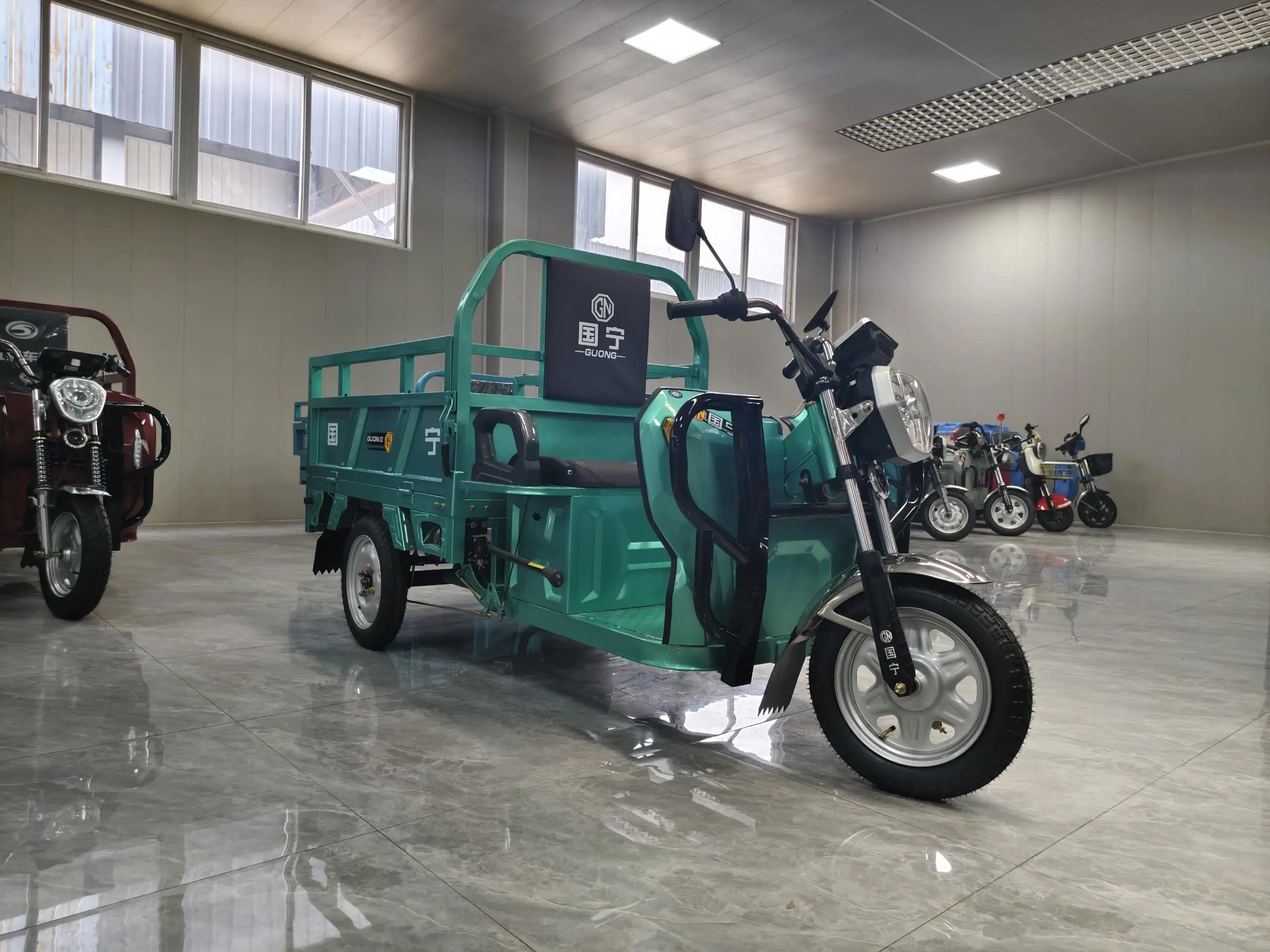 KEYU 2026 New Arrivals Electric Open Agricultural 48V 650W Mini Electric Tricycle Dump Truck 500KG Payload 30-50Km/h