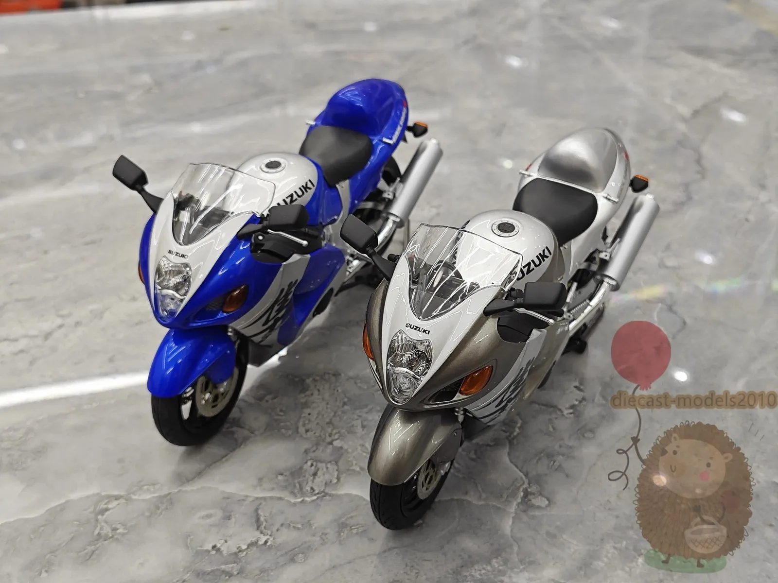 

LCD 1:12 Suzuki GSX-1300R Alloy Diecast Motorcycle Bike Model Ornaments Gifts