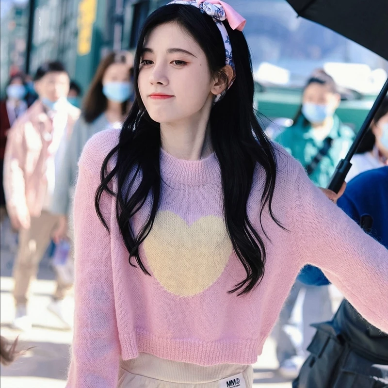 เสื้อไหมพรมถักลายหวานใจ จินเฉินจูจิง สำหรับผู้หญิง แขนยาว คอกลม แบบสวม ใส่สบาย อุ่น แฟชั่นฤดูใบไม้ผลิ