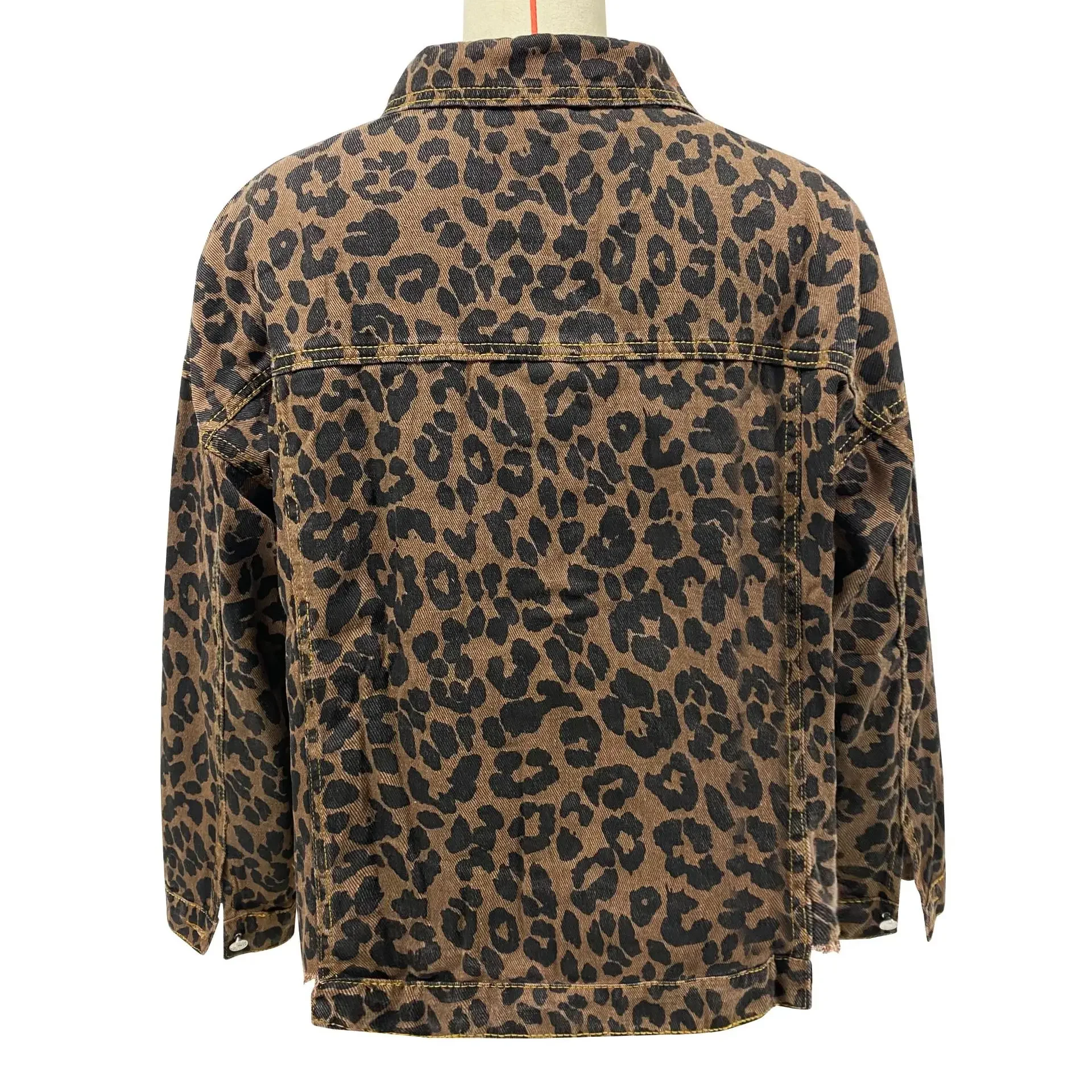 Leopard Print Lapel Long Sleeve Denim Jacket, Women\'s Spring and Fall New Loose Casual Fur Border Leopard Print Denim Jacket