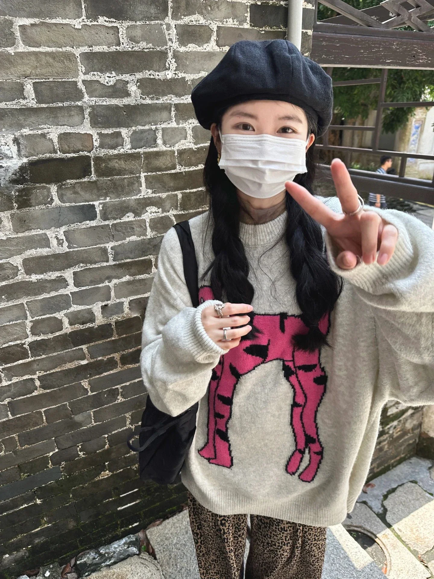 Original Fashion Brand Pink Cat Sweater Women Funny Streetwear Gray Oversized Hiphop Jumper O-Neck Knitted Pullover Korean Style