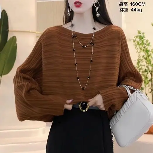 Fashionable Design Korean Bat Sleeve Knitted Sweater for Women Autumn of 2024 Loose Fit Slimming Flesh Blocking Base Sweater