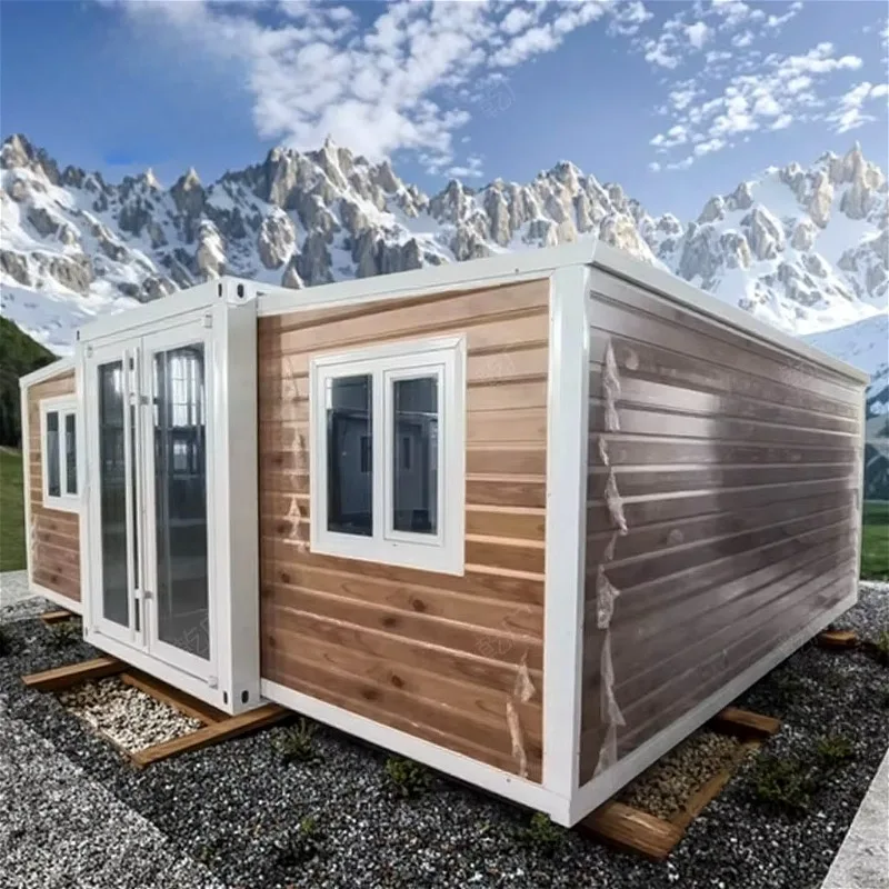 Prefabricated Sandwich Panel Container House with Expandable Mobile Home 20ft 40ft 3 Bedrooms Eco Friendly
