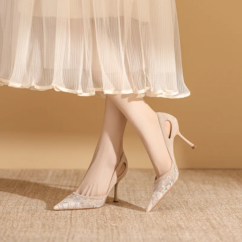 صنادل نسائية أنيقة شبكية بمقدمة مدببة أحذية بكعب عالي لصيف 2025 أحذية زفاف فاخرة بكعب ستيليتو باري أحذية مثيرة شرائح Mujer