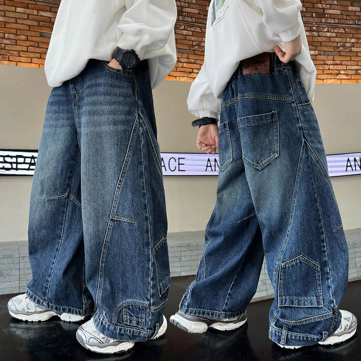 

Boys' jeans in spring and autumn, loose pants for adults, handsome and versatile, children's casual pants trend