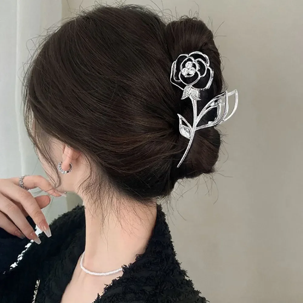 Fashion Hollow Rose Flower Hair Clip for Womren High-end Cool Hair Claws Back of the Head Shark Clip Hair Accessories