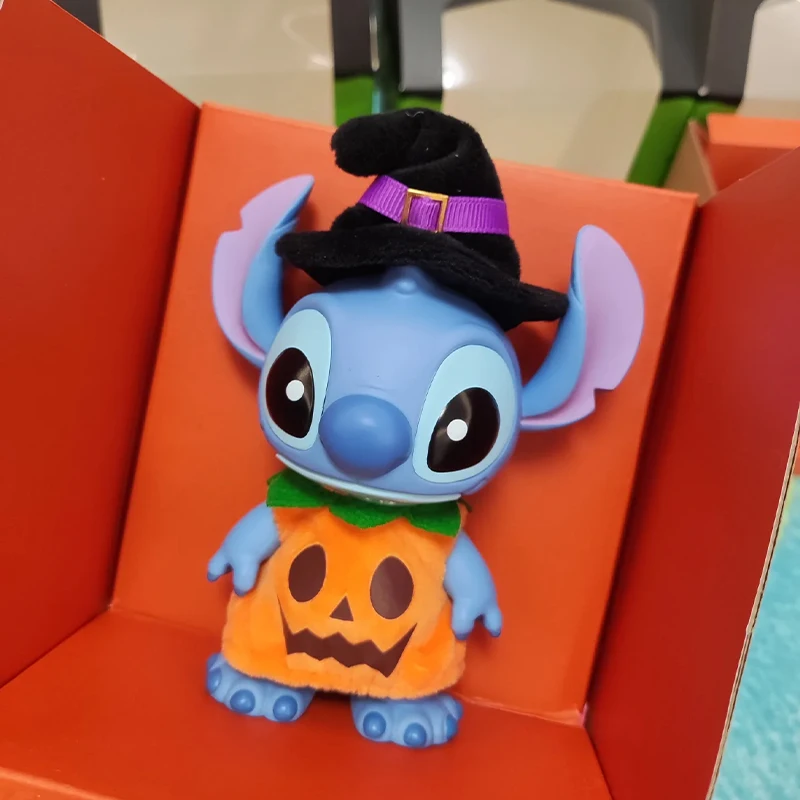 En Stock Original Enesco Disney Stitch Trick Anime figuras de acción de juguete calabaza mago esqueleto Stitch juguete regalos de Halloween