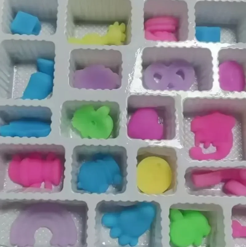 2026 NeeDoh 24-Day Christmas Countdown Advent Calendar 24 Pcs Soft Squishy Fidget Doll Stress Relief Surprise Sensory Toy