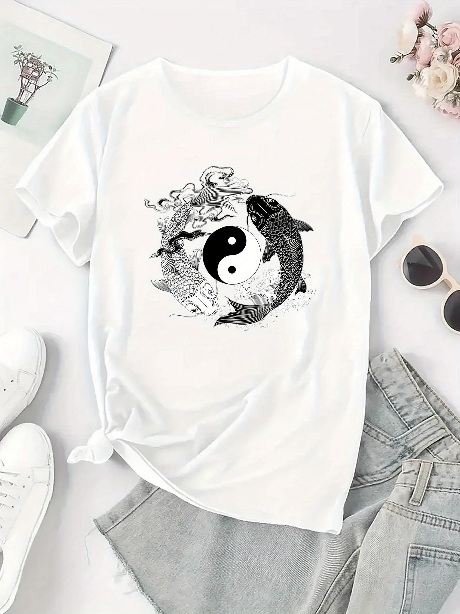 Women's Yin Yang Koi and Chinese Calligraphy T-shirt Tai Chi Martial Arts Design Breathable Crew Neck Short Sleeve Top Printed