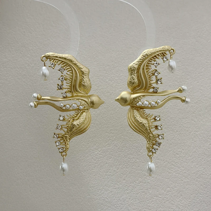 

Quality New Elegant Metal Artificial Pearl Bird Dangle Earrings Fashion Statement For Women Jewelry Accessory