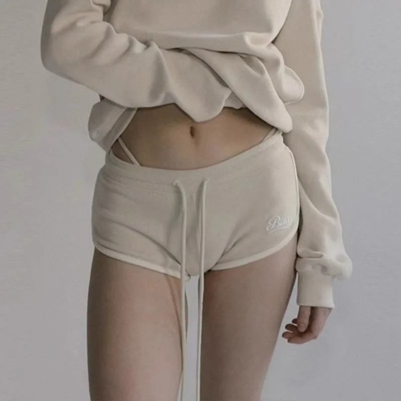 

Женские спортивные шорты длиной три четверти с буквенным принтом, облегающие бедра, удобные, дышащие, винтажные, повседневные, модные