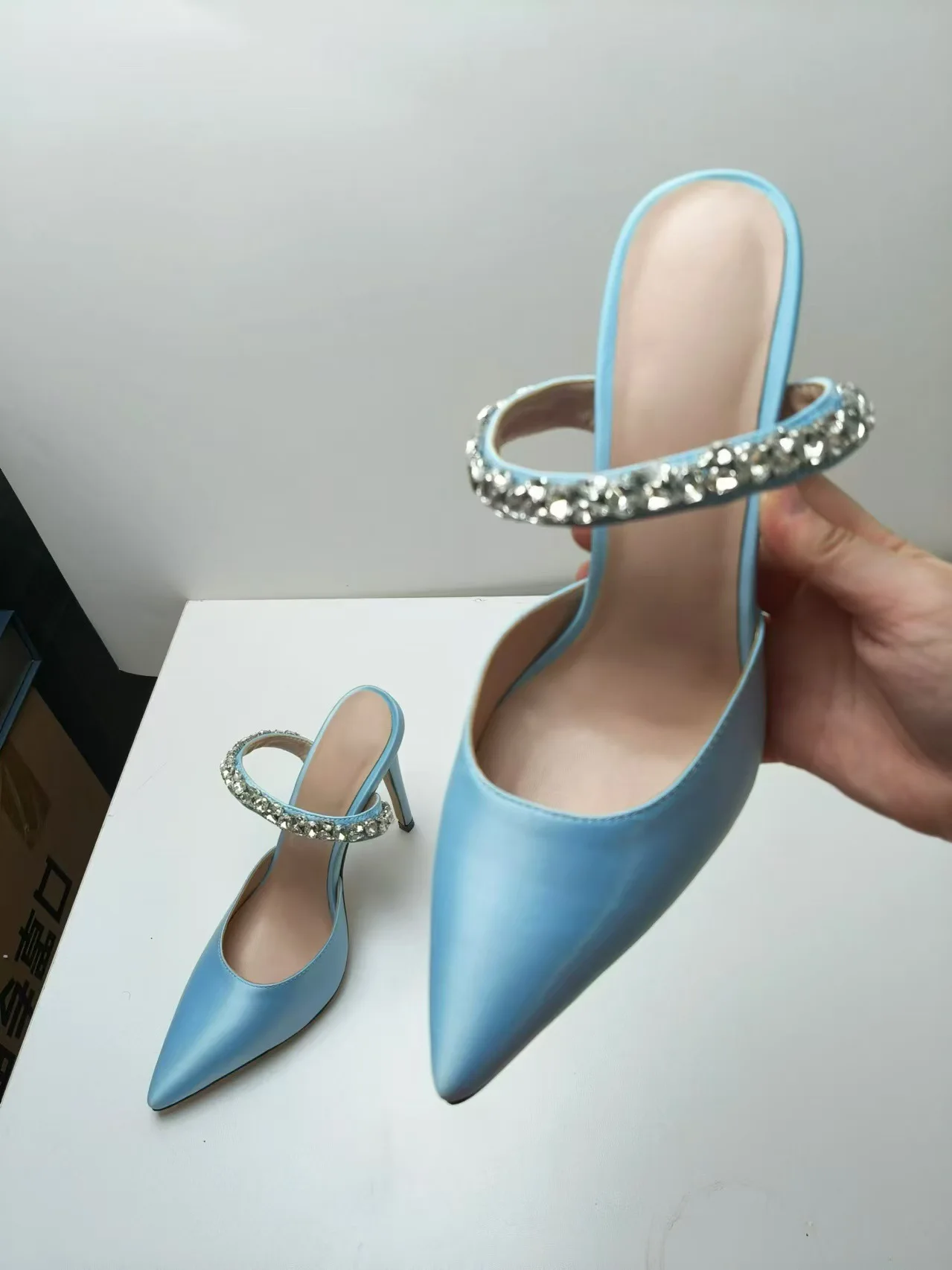 2025 Bling Crystal Ankle Strap Pumps for Women Sexy Pointed Toe Thin Heel Party Shoes Ladies Black White Pu Leather High Heels