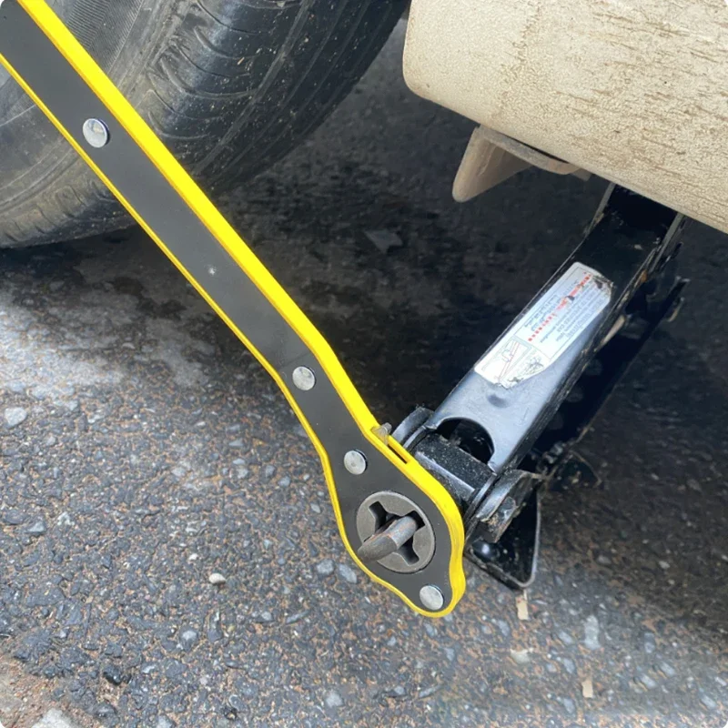 

Car Jack Labor-Saving Ratchet Wrench Cross Shaped Wrench For Small Cars Tire Removal Tool