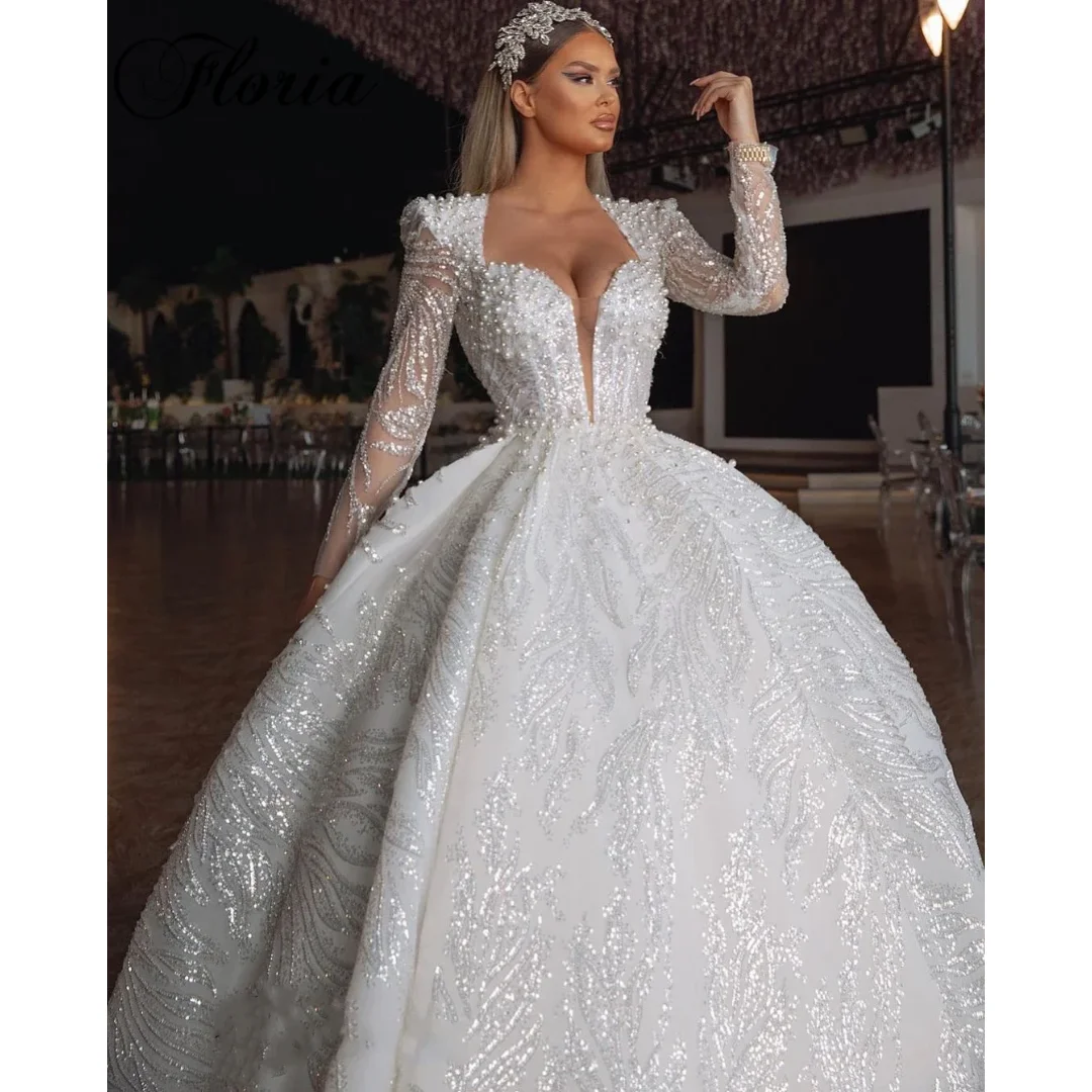 

Customized Dubai Luxury Wedding Dress Sparkling Beaded Bridal Princess Ball Dress V-neck Long Sleeve A-line Wedding Vest