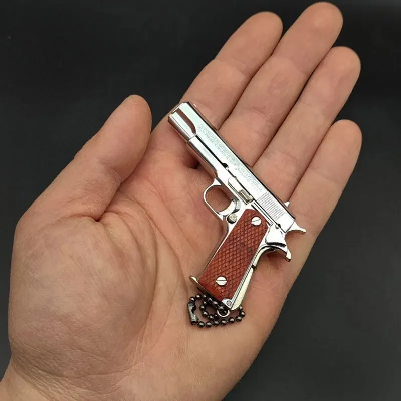 1:3  Anti-stress Toys Metal Pistol Gun Keychain Miniature Model Bereta 92F Colt 1911 Glock 17 Men\'s and Women\'s Birthday Gifts