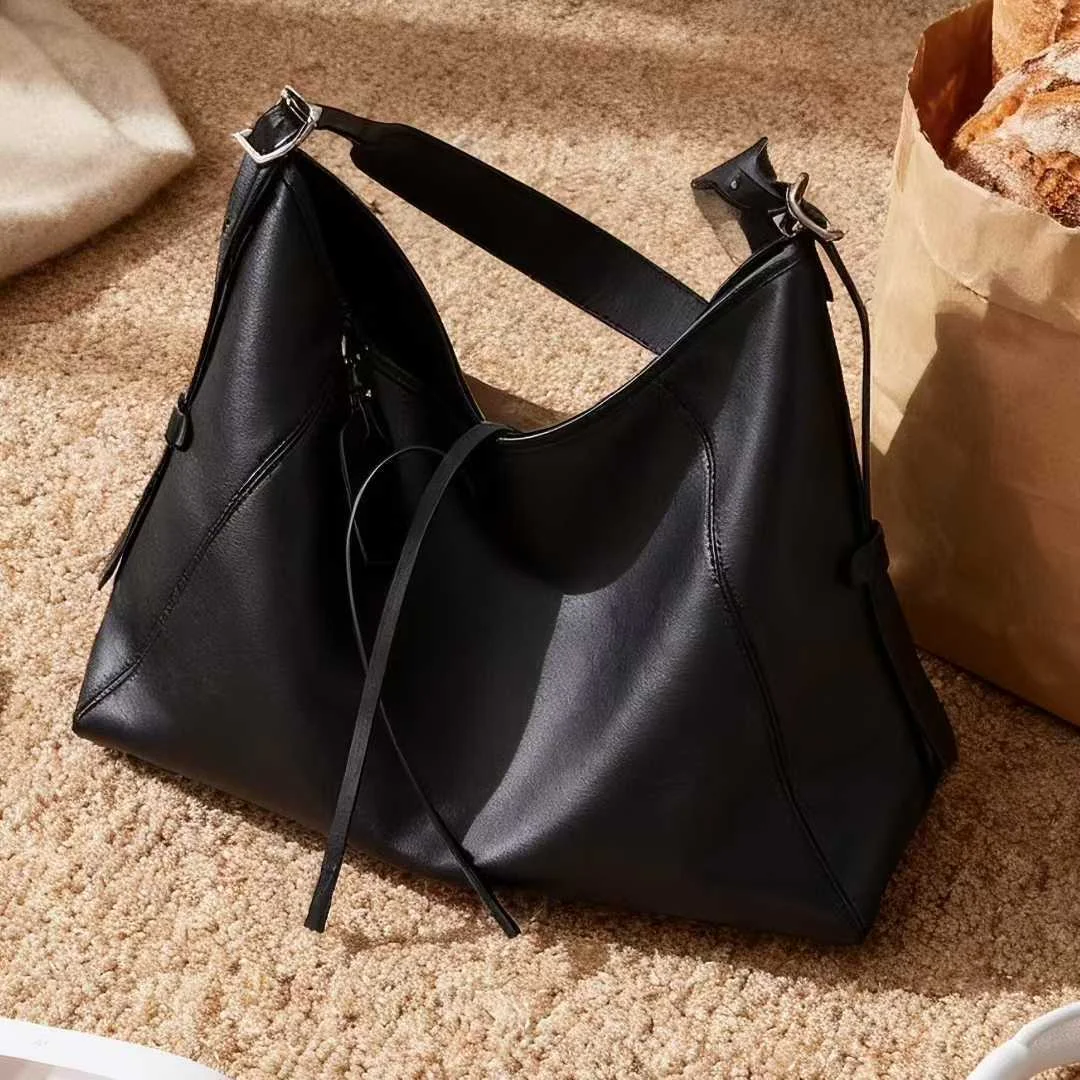 حمل حقيبة جديدة سوداء المحارب حقيبة يد كبيرة المرأة الكتف حقيبة كروسبودي سعة كبيرة حقائب جلدية ناعمة للركاب للنساء