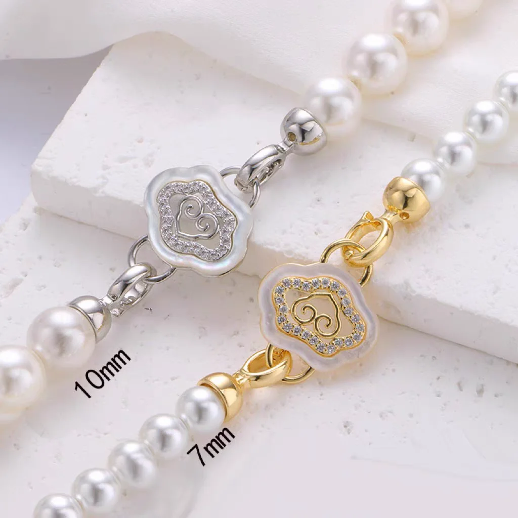 A necklace buckle with Ruyi safety buckle, handmade micro inlaid synthetic zircon shell closure buckle, connecting button mother