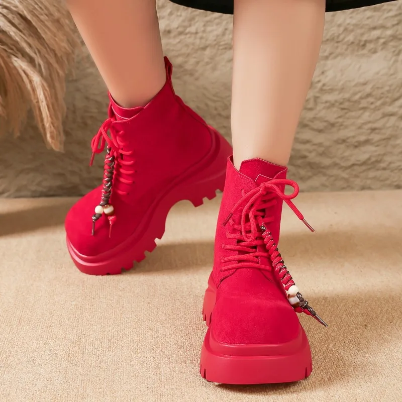 

Замшевые красные ботинки в стиле ретро, женские модные шлифовальные кружевные мотоциклетные ботинки с кисточками и большой головкой, легкая нескользящая женская обувь на платформе