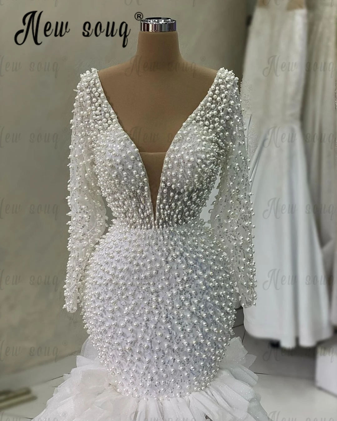 Ruffle Tiered Wedding Dress Full Pearls 2023 Bridal Gowns Long Sleeves V Neck Beautiful Bride Vestido De Casamento Custom Made