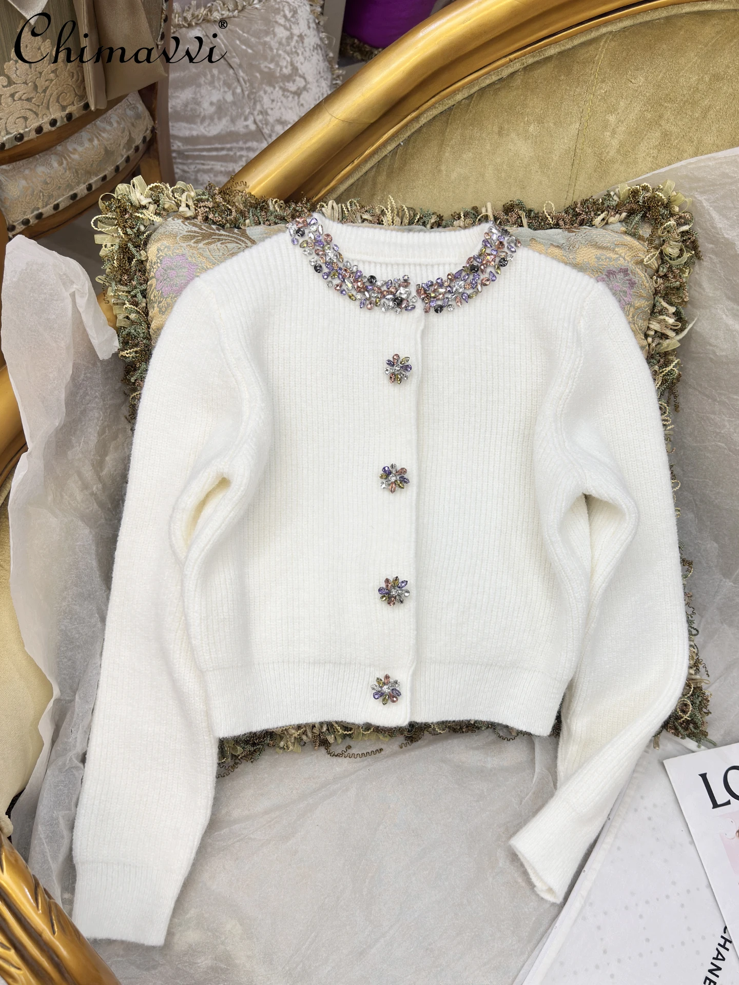 

Autumn Winter New High-end Heavy Nail Drill Girl Knitted Cardigan French Fashion Long-sleeved Temperament White Sweater Coat